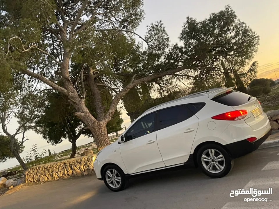 جب هونداي توسان 2013