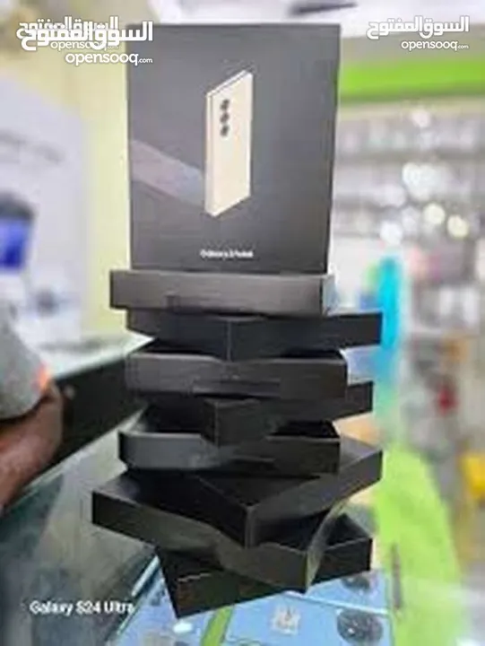 Z Fold 6  جديد كفالة الوكيل BMs افضل سعر بالمملكة جميع الالوان بسعر مميز