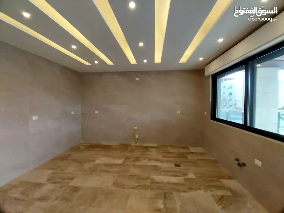 شقة مميزة طابق اول بمساحة 235 متر البيع في ضاحية النخيل  ( Property ID : 30844 )