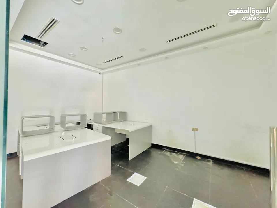 Shop available for business rent 135k yearly - in al Nahda 1 Dubai