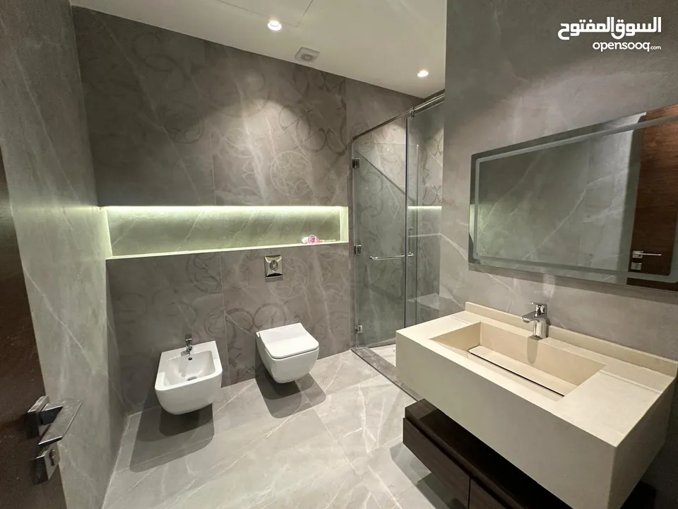 شقة غير مفروشة للايجار في الدوار الرابع ( Property 38214 )-175064072