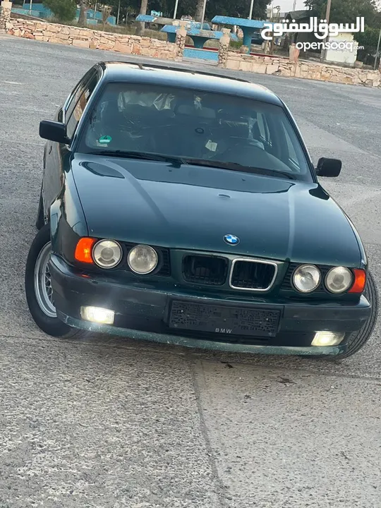 BMW 525i...