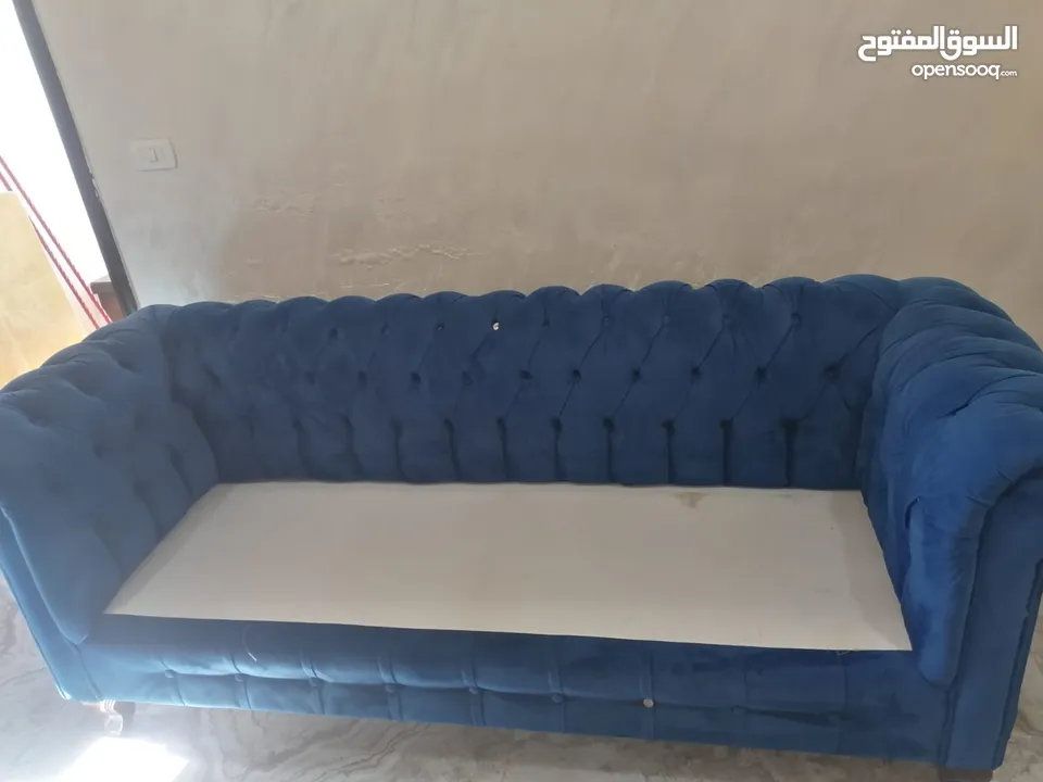 طقم كنب للبيع بحاله جيده