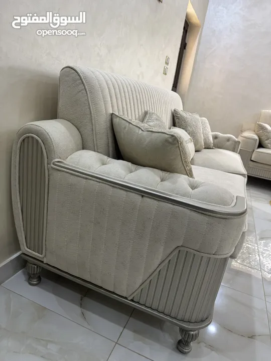 طقم كنب شبه جديد