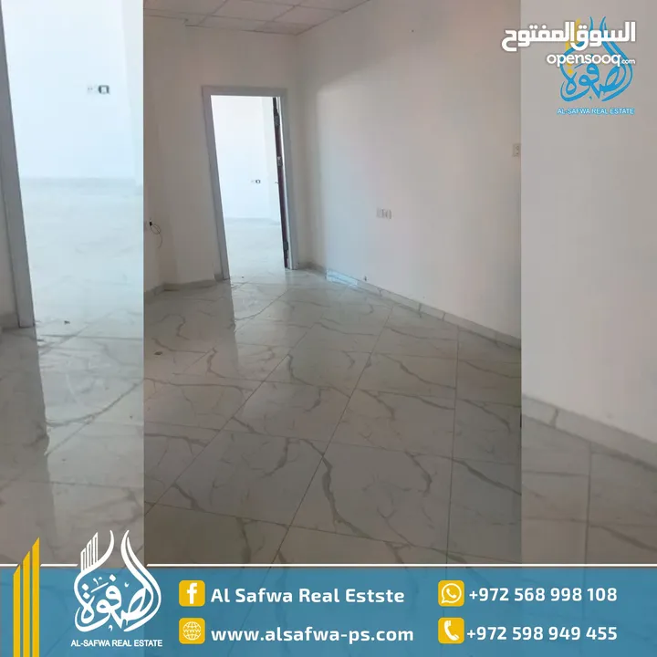 مكاتب للايجار الارسال قرب شركه الكهرباء الشارع الرئيسي مساحات واسعه