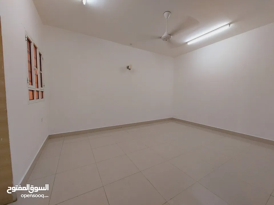عرض شهر رمضان غرف للشباب العمانين في (الموالح ، الحيل ، الخوض ، مرتفعات بوشر،الانصب )