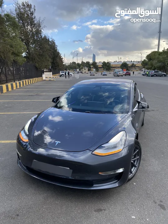 Tesla model 3 2019 standard plus 350-380k  تسلا موديل 3 ستاندرد بلس للبيع كاش-اقساط نقل معامله بنك