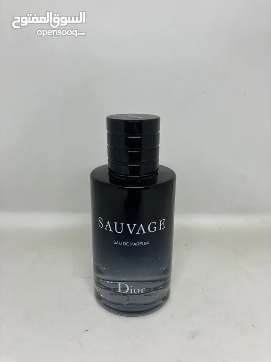 عطور سويسريه وفرنسيه و عربيه مطابقه للاصل 100٪؜  اعلا نسبة تركيز ثبات و فوحان اكثر من 24 ساعه .
