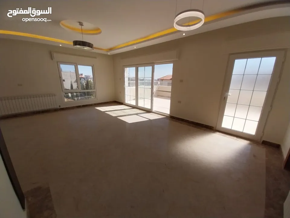 روف دوبليكس للأيجار ( جزء من فيلا ) ( Property 38746 )-175034672