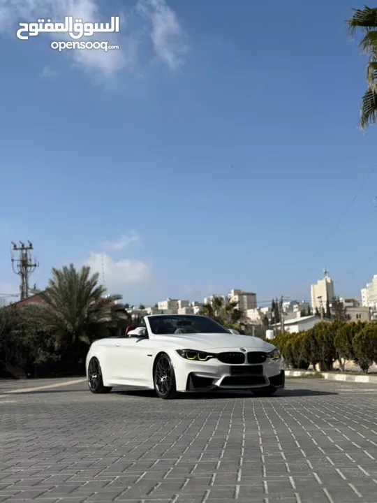 BMW M4 COMPETITION