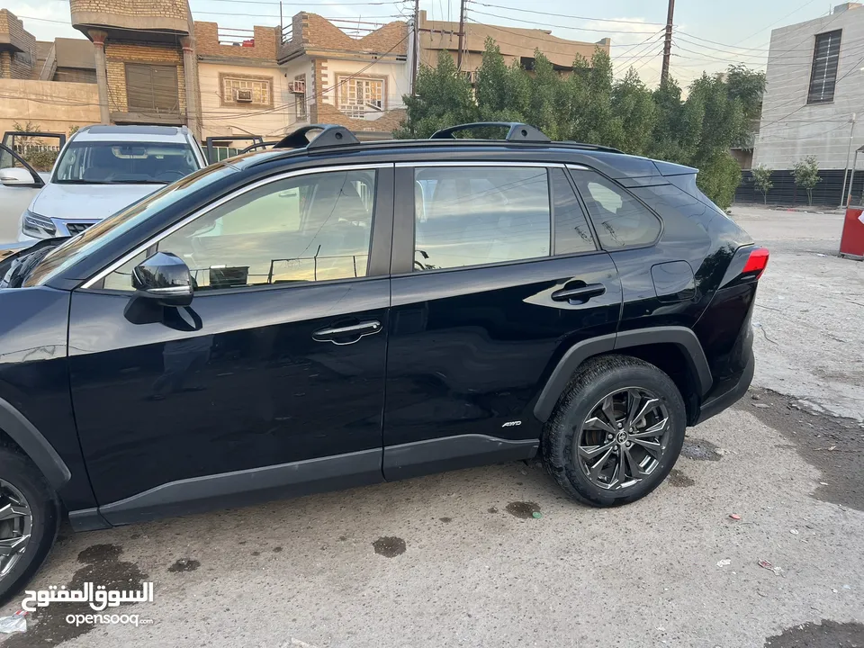 Toyota Rav 4 Hybrid XLE Premium