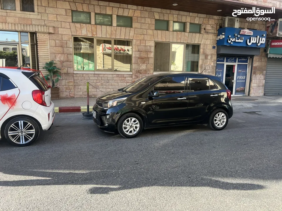 سيارة للبيع كيا مورننغ باللون الاسود المميز ،،،، سعر مغري ع الكاش