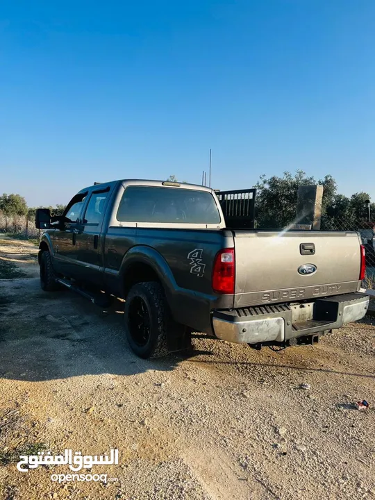 Ford F-350 4*4 Super Duty 6.7 l Diesel 2011