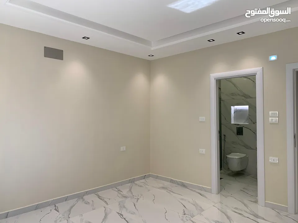شقق فاخرة بتشطيبات عصرية للبيع