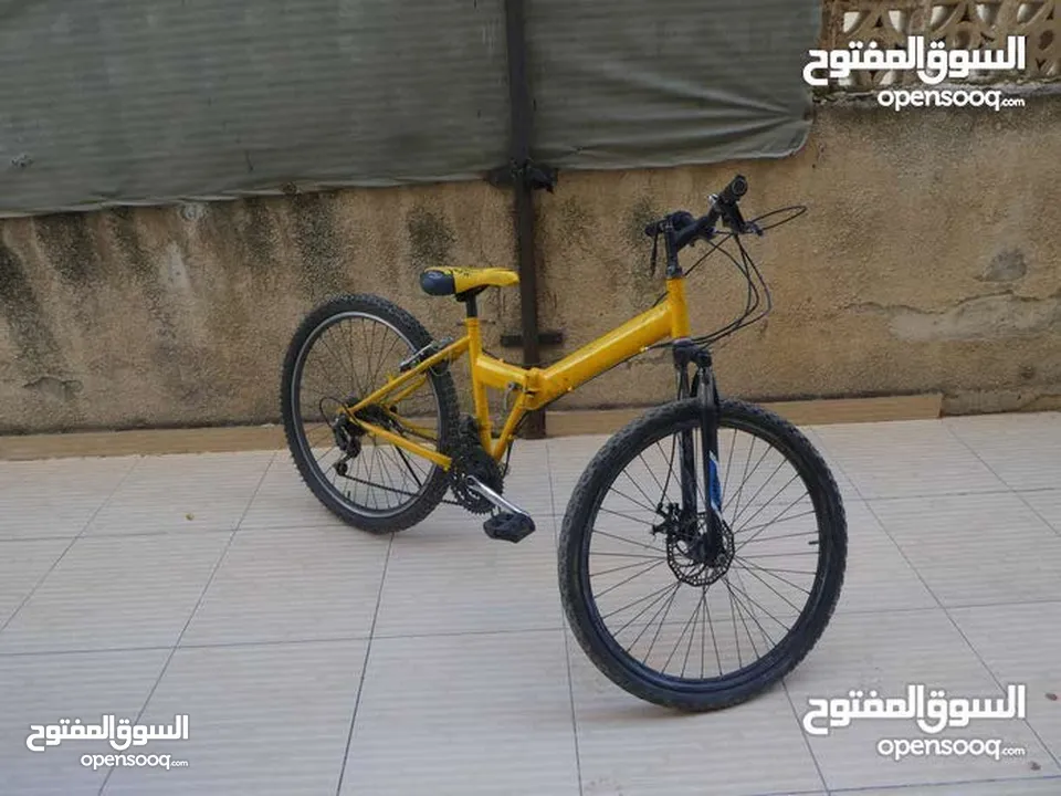 دراجه هوائيه نمره 27 امريكي قابله للطي  من ثلاث جهات  جنط وجواني تايواني جديد. بسعر 75د