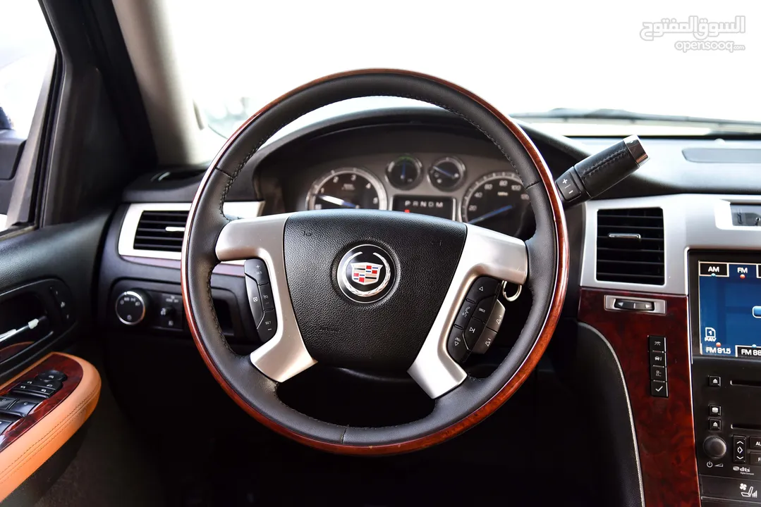 كاديلك سكاليد بلاتينيوم هايبرد بحالة ممتازة Cadillac Escalade Hybrid 2009