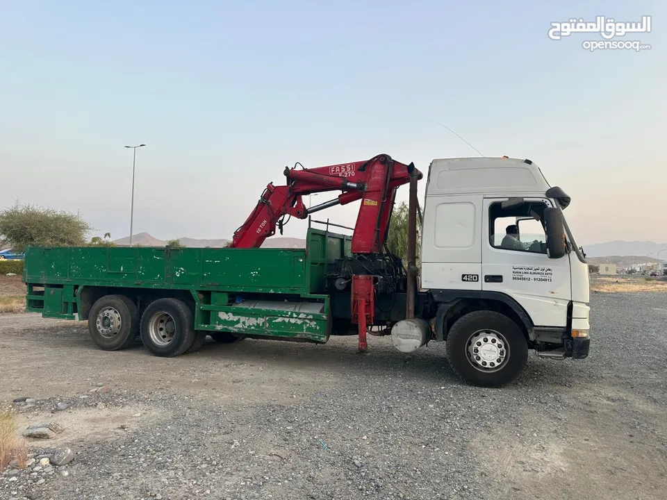 Volvo Hiab truck 2001model with 10ton Crain for sale