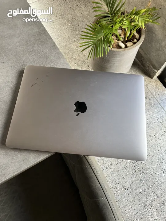 MacBook Pro 13.3 inch حرق