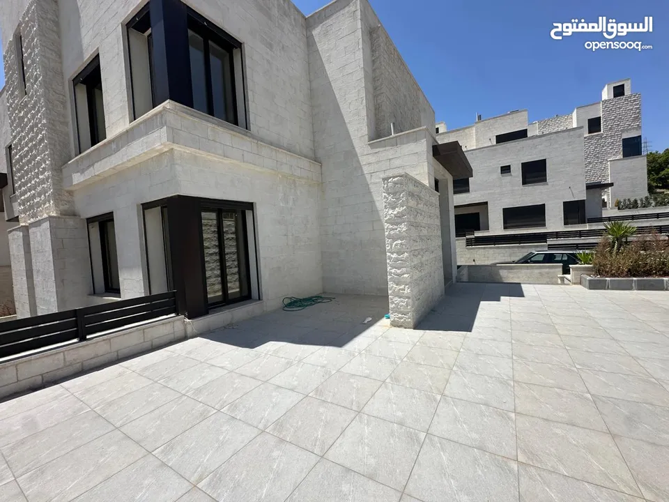 Villa for sale in Dabouq ( Property 42656 )-174804519