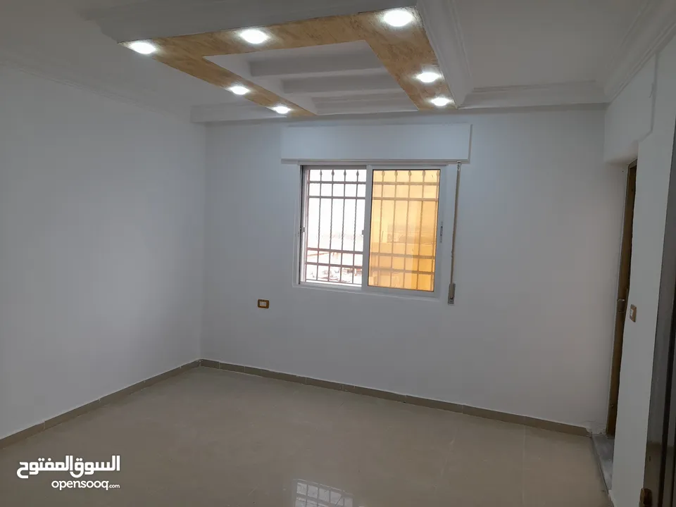 شقة استثمارية للبيع  في اربد اشارة النسيم بسعر مناسب