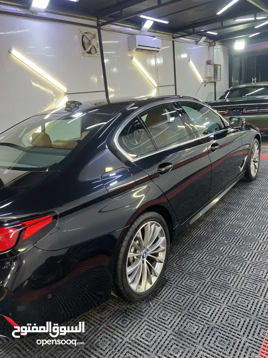 BMW 5-series 530e 2022