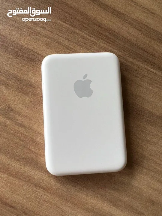 أقوى عرض على باور بانك MagSafe الأصلي!  مع لوغو آيفون  وشحن لاسلكي مضمون!5000mAh قوة وثب