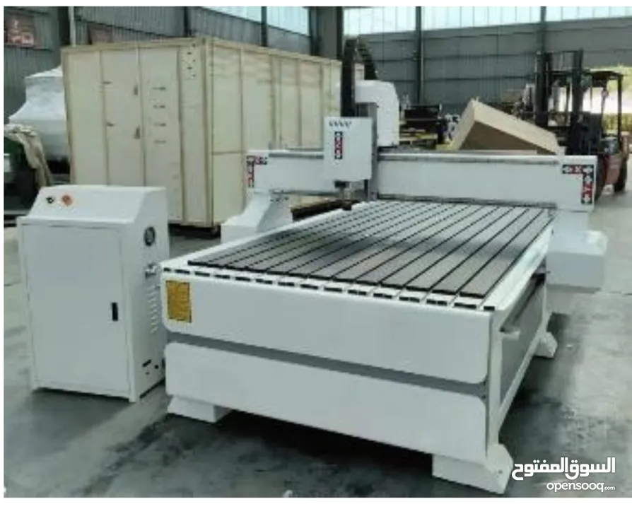 الة ليزر Co2 ، وات 300، لقص الحديد والمواد الغير معدنية cutting metal and non me