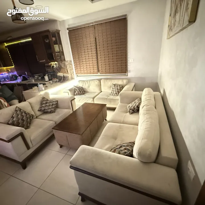 طقم كنب 8 مقاعد وغاز 90 سم وجلاية وغسالة