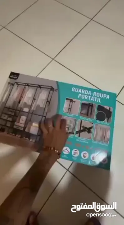 نظمّي ملابسك بأناقة وذكاء مع ستاند الملابس المعدني المتعدد الوظائف! خلي غرفتك مرتبة بأقل مجهود
