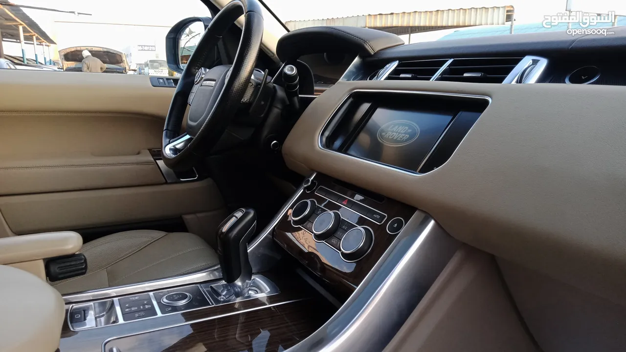 Range Rover Sport Supercharger V6 3.0L Full Option Model 2014