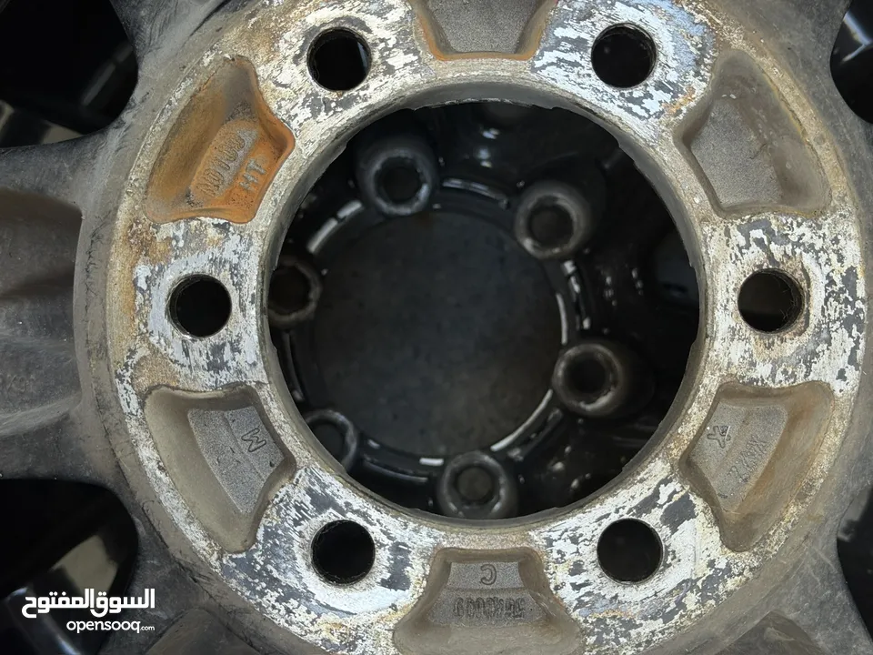 5 OEM Nissan vtc wheels and rimsتواير ورنجات فتك وكالة