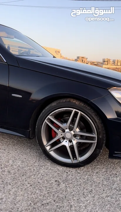 للي بده يركب مرسيدس نضيفة بسعر لقطة!