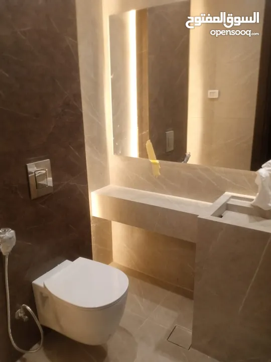 شقه للبيع في عبدون- ref:14680