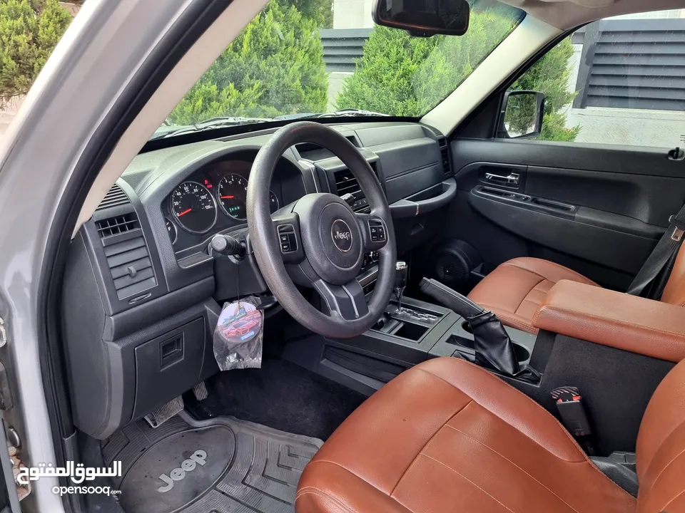 بحالة الوكاله جيب ليبرتي 2011، فحص كامل، 4X4