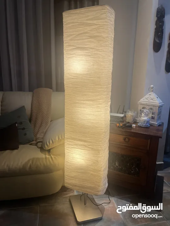 Selling a barely used IKEA Lamp