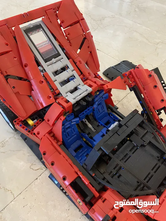 1:8 Ferrari Daytona SP3 – High-Detail Technic-Style Construction Model