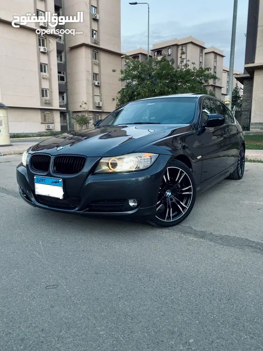 Bmw 330i facelift للبيع