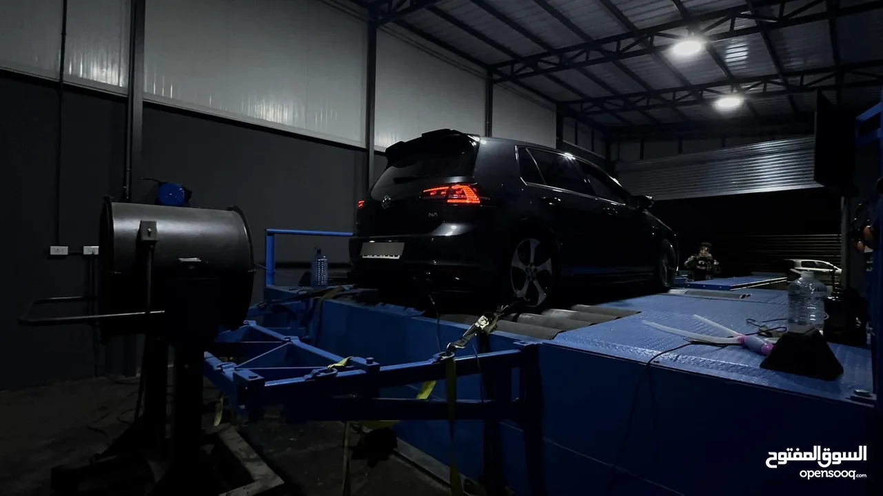 معدله في مركز s8 &nmk Golf gti 2014