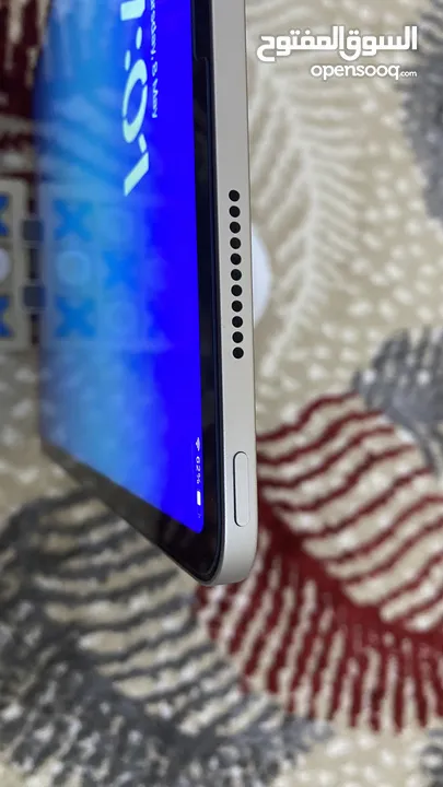 ‏iPad Pro M1  12.9in  256GB  Silver  آيباد برو أعلى صنف 12.9 انش أسبه بالجديد