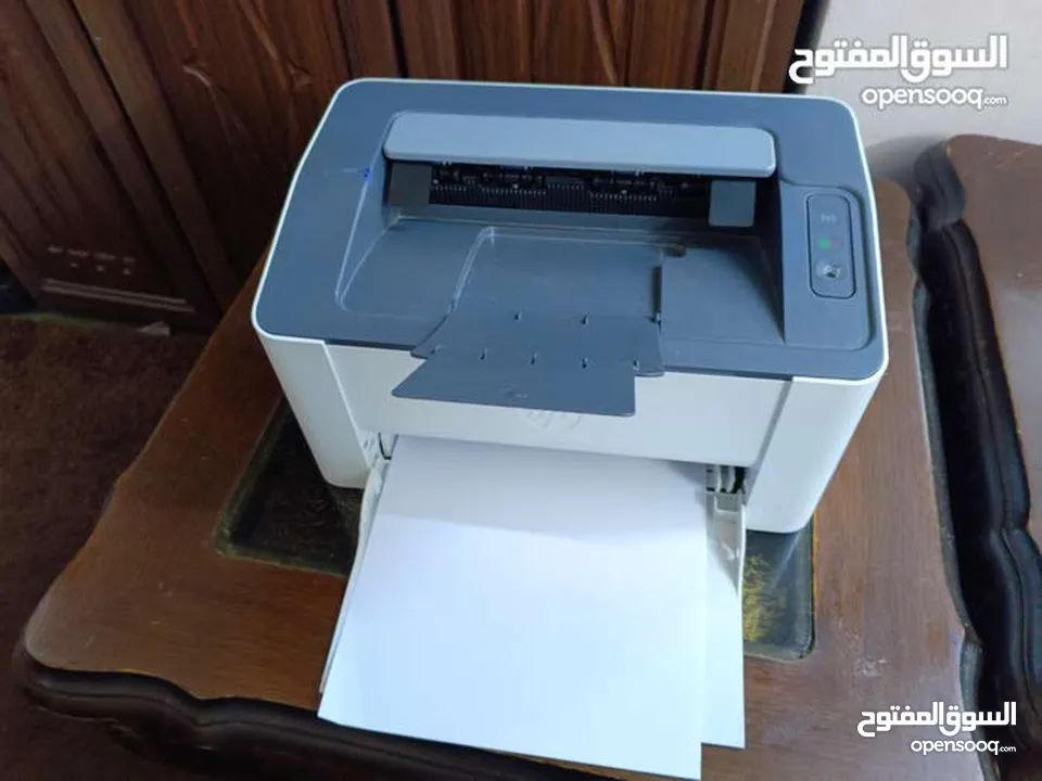 طابعة HP107W ليزر للبيع المستعجل