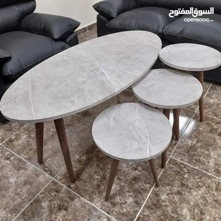 طاولات وسط وسيرفس متوفره  بعدة أشكال متنوعه منها مدور ومستطيل ومربع واحجام مختلفه وعده قياسات