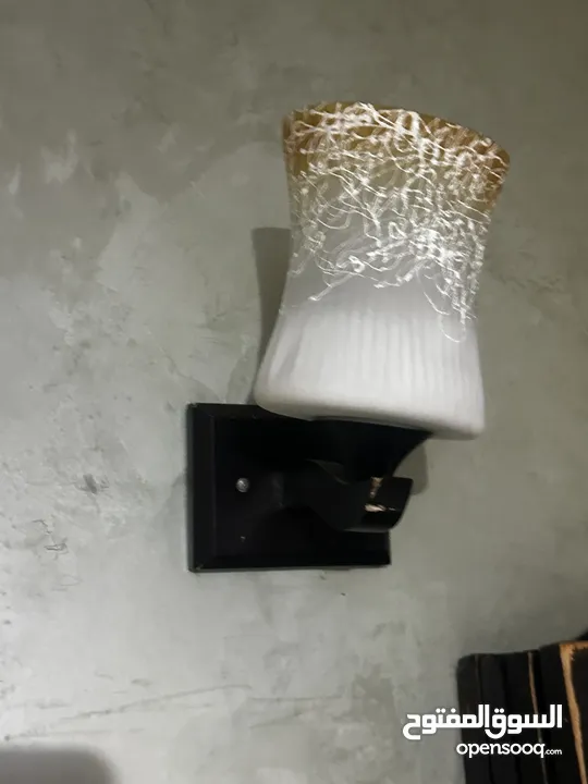 ثريات واضائه جانبيه