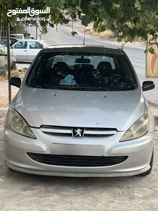 بيجو2004 للبيع