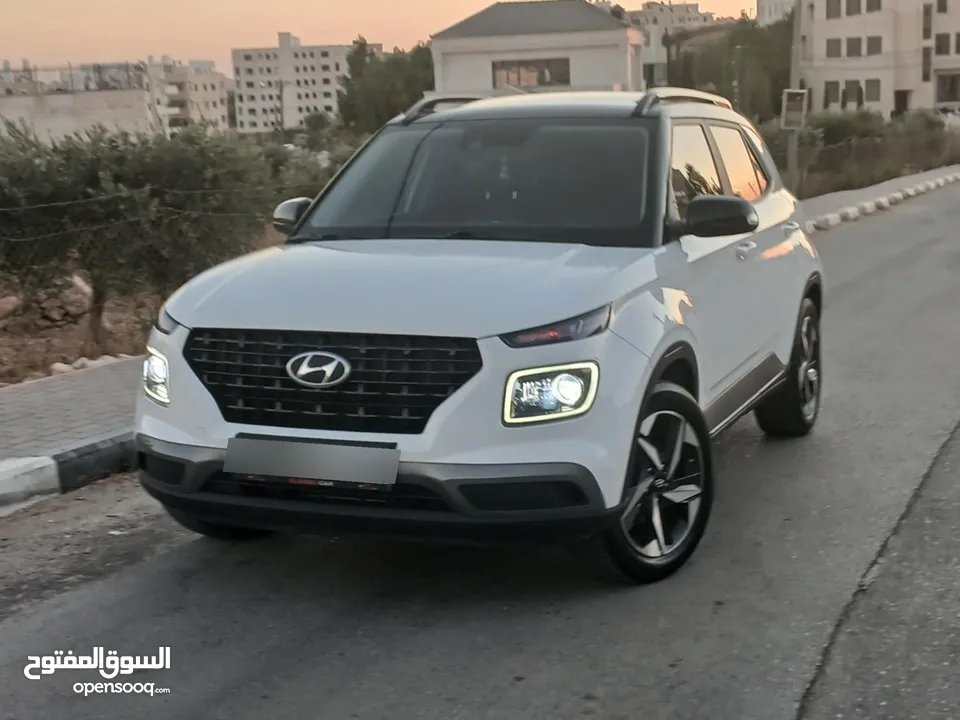 جيب هونداي فينيو مميز فل الفل اضافات مع فتحة سقف دهان شركة ولاغرام بوية وعداد 45000كم فقططططط
