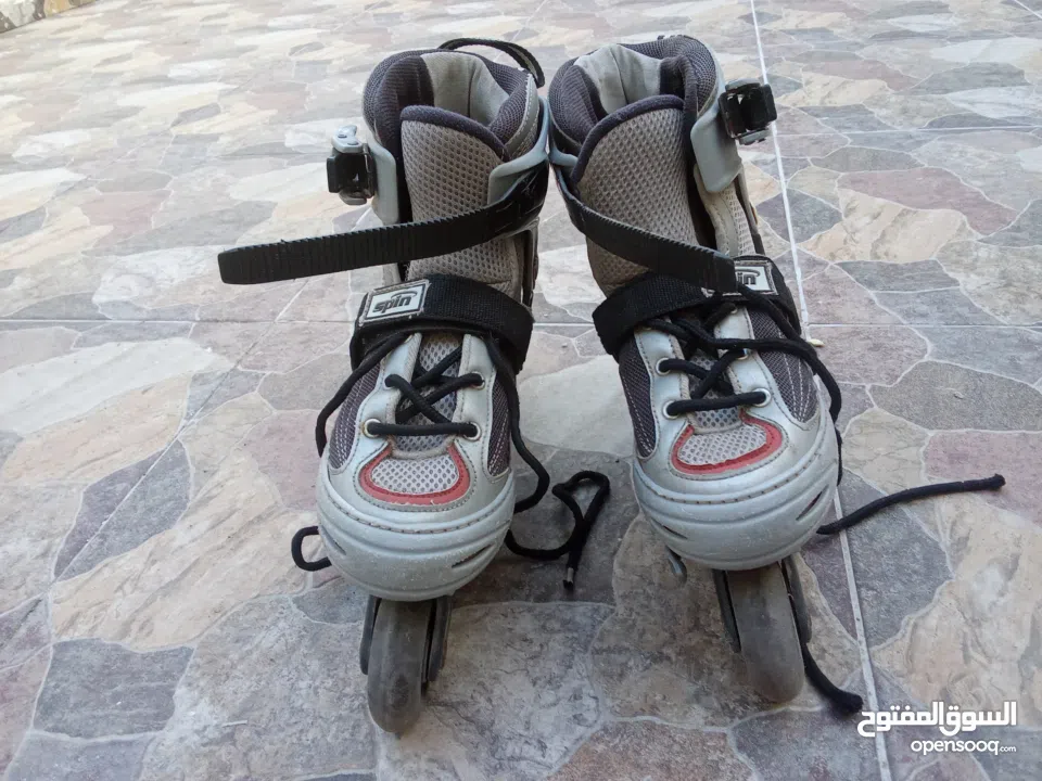 بوت عجال سكيت 60 شيكل من عمر 8 وما فوق