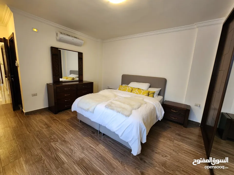 شقة مفروشة في دير غبار للإيجار ref : 14234