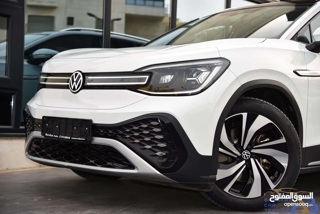 فولكس فاجن ID.6 كروز بيور بلس كهربائية بالكامل 2022 Volkswagen ID.6 Crozz Pure + SUV EV