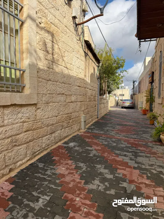 عيس جورج جبرية