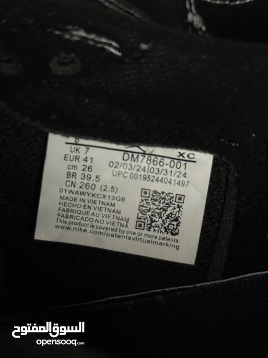 حذاء فخم جداا بنسخة نادرة مستعجلل قابل للتفاوض  Air Jordan 1 Travis Scott Retro Low "Black Phantom"