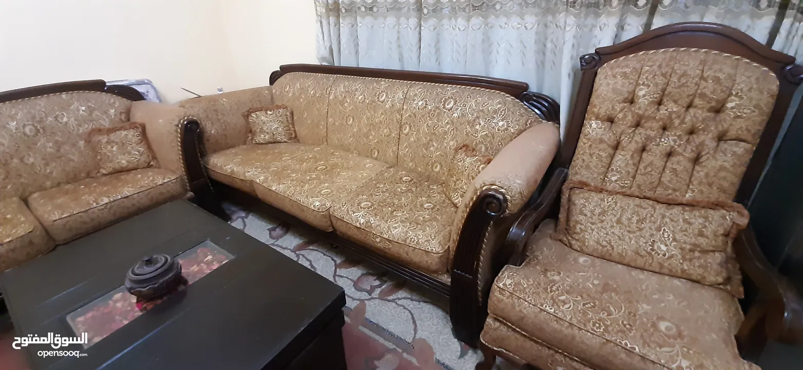 طقم كنب (تفصيل) للبيع